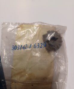 Alternative view of 303142 OMC PINION