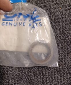 Alternative view of 321504 OMC SEAL CRANK SHAFT UPPER