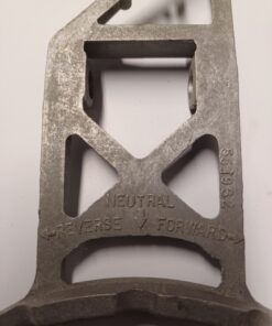 Alternative view of 551932 OMC SHIFT BRACKET